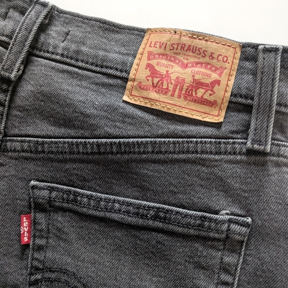 Levi's Women's High Waisted Mom Jeans Charcoal ~ Size 29 - Picture 7 of 10